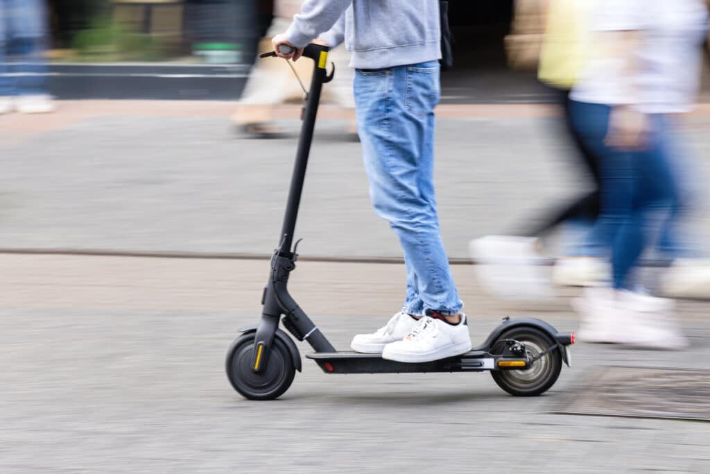 S80 Solar Scooter : une trottinette électrique sans fil 100 % autonome