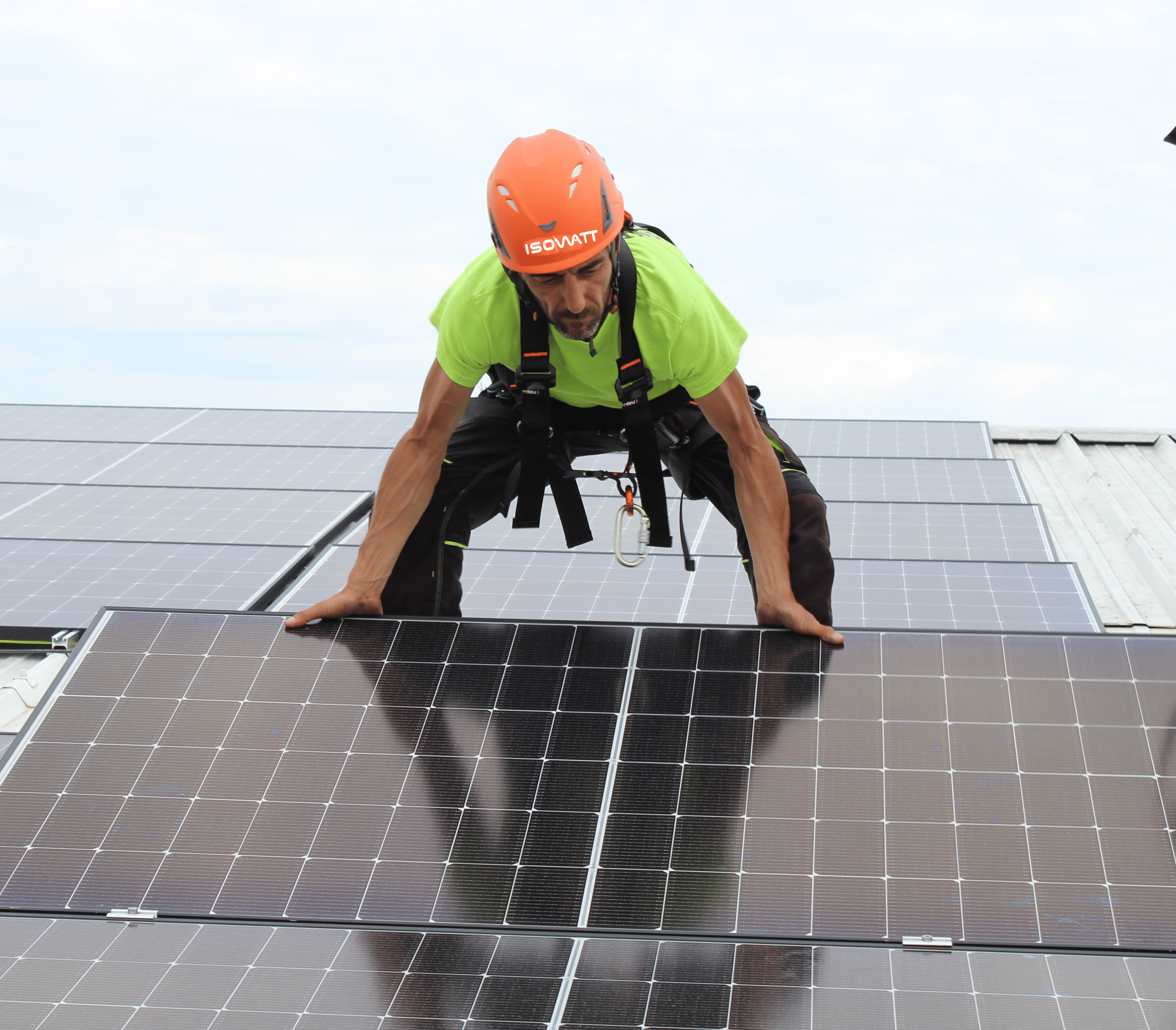 Pose panneaux solaires maison ISOWATT